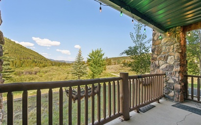 Hidden River Lodge #5940 : 2, 190 3