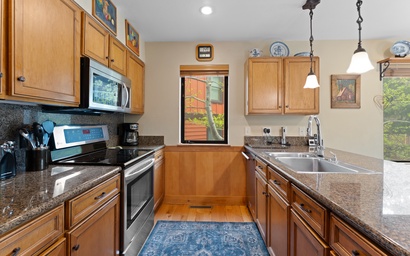 102 Streamside Circle 7