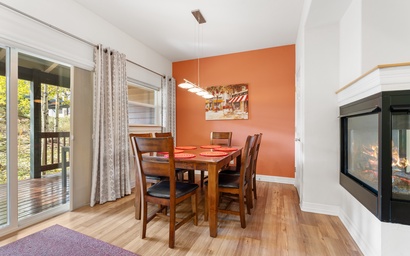 Kingdom Park Townhome 838 10