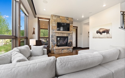 20 E. Benjamin Point 7