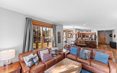 Red Hawk Townhome #2327 4