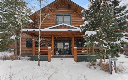 Featured Property 84 Potentilla Lane : 2
