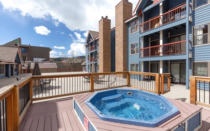 River Mountain Lodge #113W 4