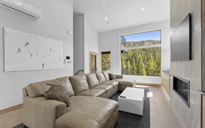 Ina's Way Townhomes, Unit A 5
