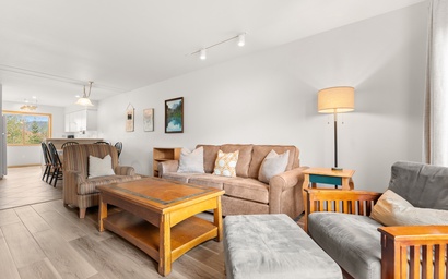 Lagoon Townhome #735E 8