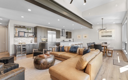 158 Caravelle Drive 4
