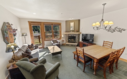 Red Hawk Townhome #2340 7