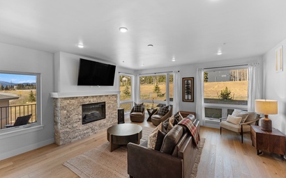 Brightwood #105, Building 1
