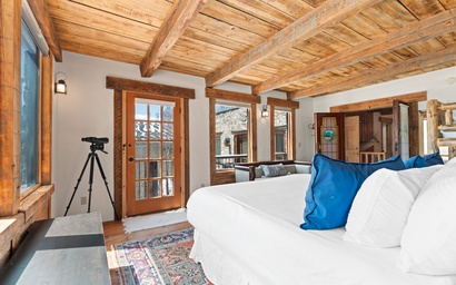162 Robbers Nest 7