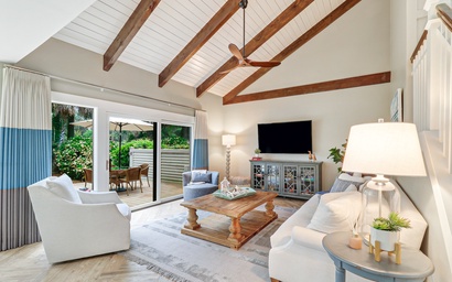 196 Twin Oaks