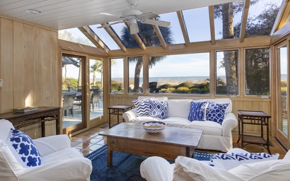 41 South Beach Lagoon 2