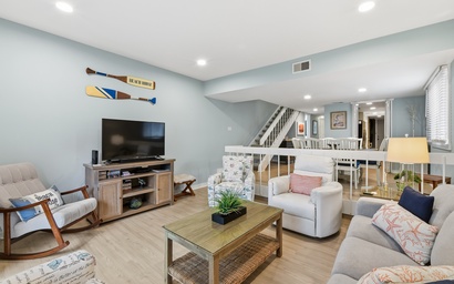 245 Stoney Creek Villa