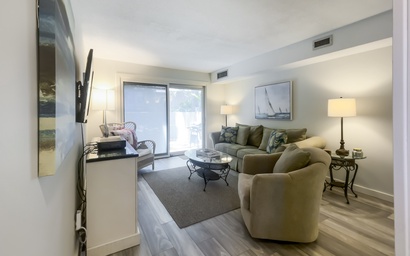 825 Ketch Court