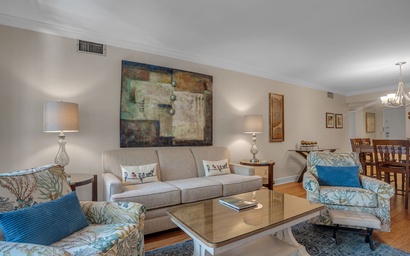 1044 Caravel Court