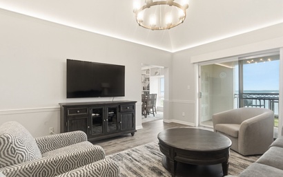 1087 Lighthouse I 2