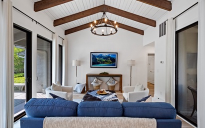 1590 Lagoon Villas