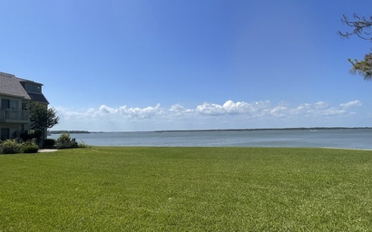 735 Schooner Court