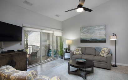 1718 Bluff Villas