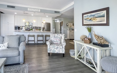 1924 South Beach Club 3