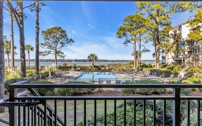 1850 Beachside Tennis