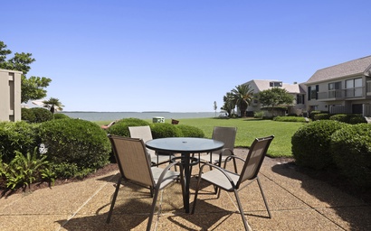 727 Schooner Court