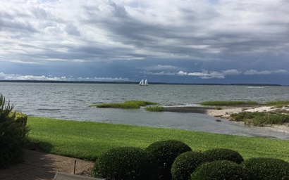 737 Schooner Court