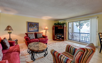 1033 Caravel Court 2