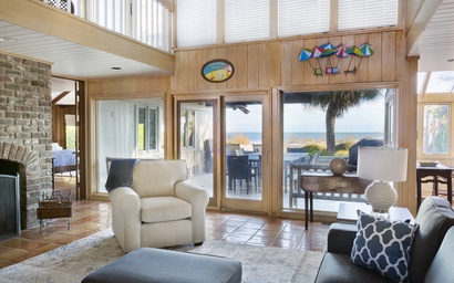 41 South Beach Lagoon 3