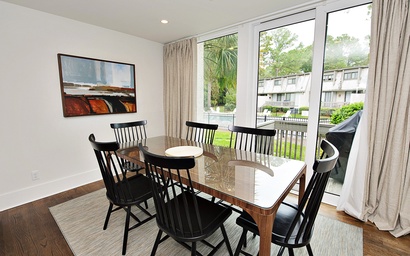 1255 Harbour Town Club 3