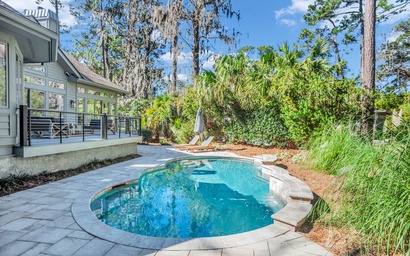 28 Old Military Road