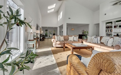 335 Greenwood Drive 3