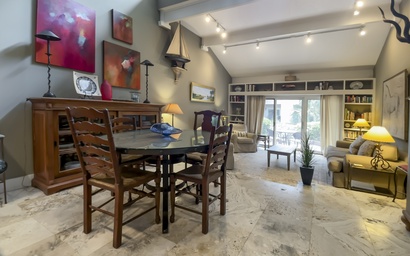 290 Stoney Creek Villa 2