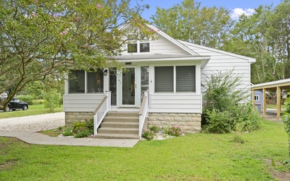 Crepe Myrtle Cottage