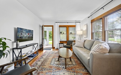 Crepe Myrtle Cottage 5