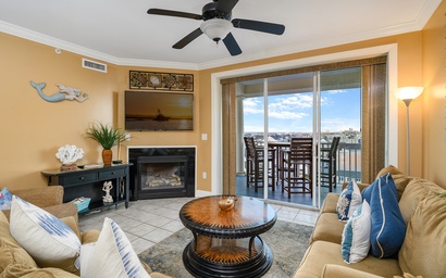 Belmont Towers 809 2