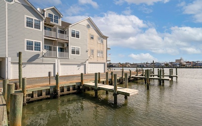 Ducks, Docks, and Flip Flops 3