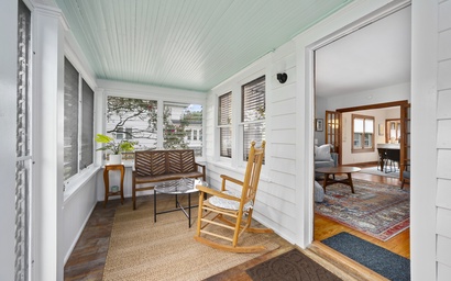 Crepe Myrtle Cottage 6