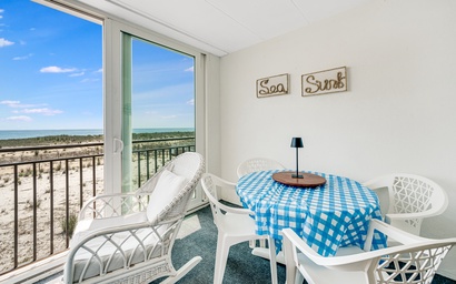 Beach Loft 2C 3