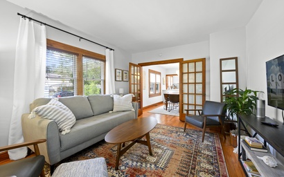 Crepe Myrtle Cottage 4