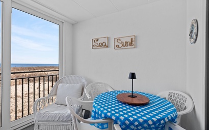 Beach Loft 2C 3
