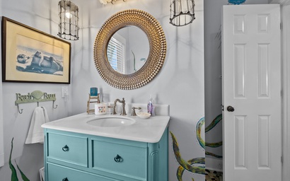 Sparks Shorething East 30