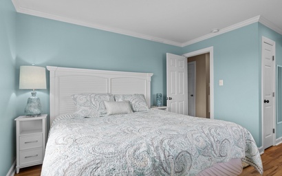 2 The Beach- West 26