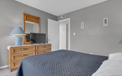 Pebble Beach C-204 21