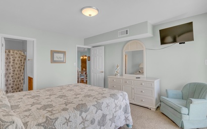 Pebble Beach A-203 18