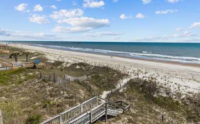 Crystal Charm- East 38