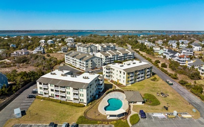 Point Emerald Villas E-305 47