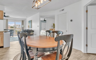 Pebble Beach B-205 13