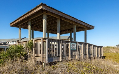 Pebble Beach A-305 42