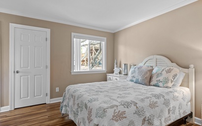 2 The Beach- West 35