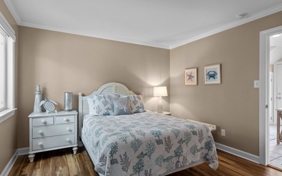 2 The Beach- West 34